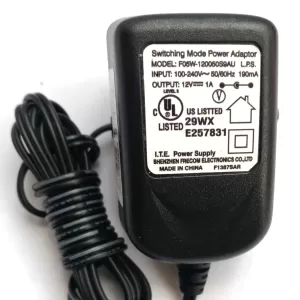 AC-DC ADAPTADOR 12V A 1A GENERICO Referencia: F05W-120050S9AU