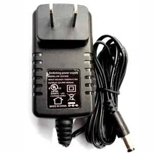 AC-DC ADAPTADOR 12V A 1.5A GENERICO Referencia: XS-1201500