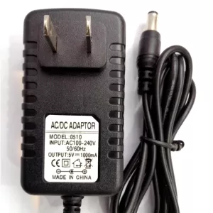 AC-DC ADAPTADOR 5V A 1000MA GENERICO Referencia: 510